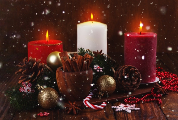 0001_christmas-candles-ornaments_67618-692_1574927456-95be03da8308de76df3bcccdeb116790.jpg