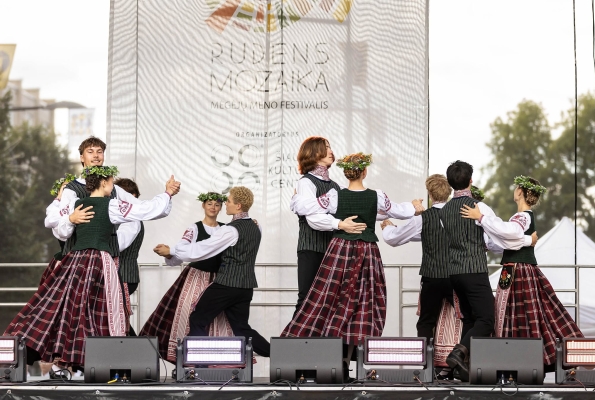 0010_violetos-ramanauskienes-nuotr-4_1789202533-7c22ba547d2762bfd99922cea7ff3f6c.jpg